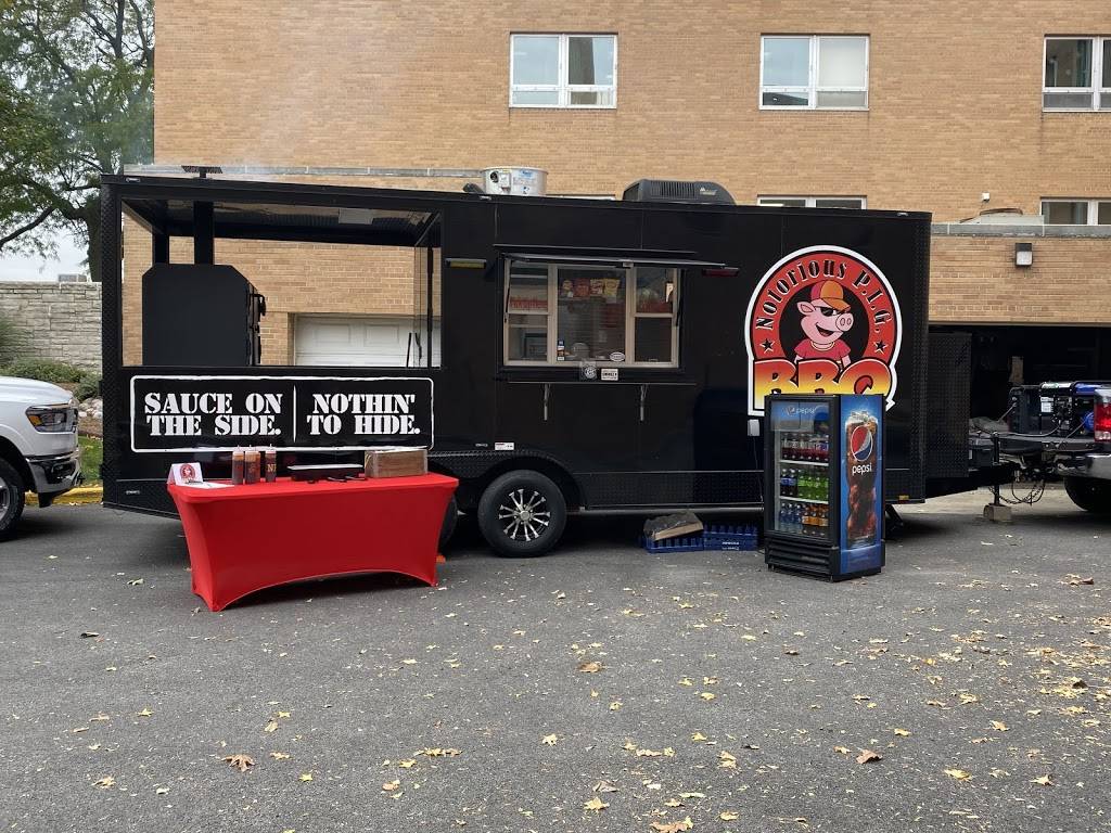 Notorious Pig Bbq | restaurant | 1629 Hunters View Dr, Mt Zion, IL 62549, USA | 2174335143 OR +1 217-433-5143