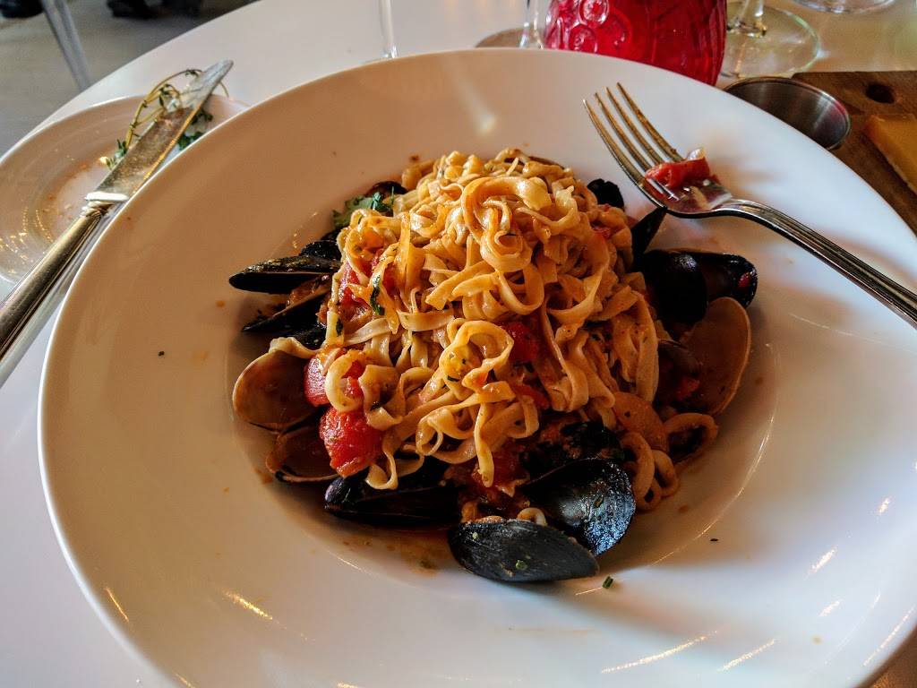 Castagna | restaurant | 2015 Chestnut St, San Francisco, CA 94123, USA | 4154404290 OR +1 415-440-4290