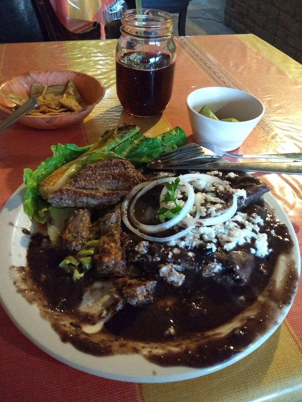 La Gelaguetza | restaurant | Blvd. Benito Juárez 418, Echeverria, 22703 Rosarito, B.C., Mexico | 016611352408 OR +52 661 135 2408