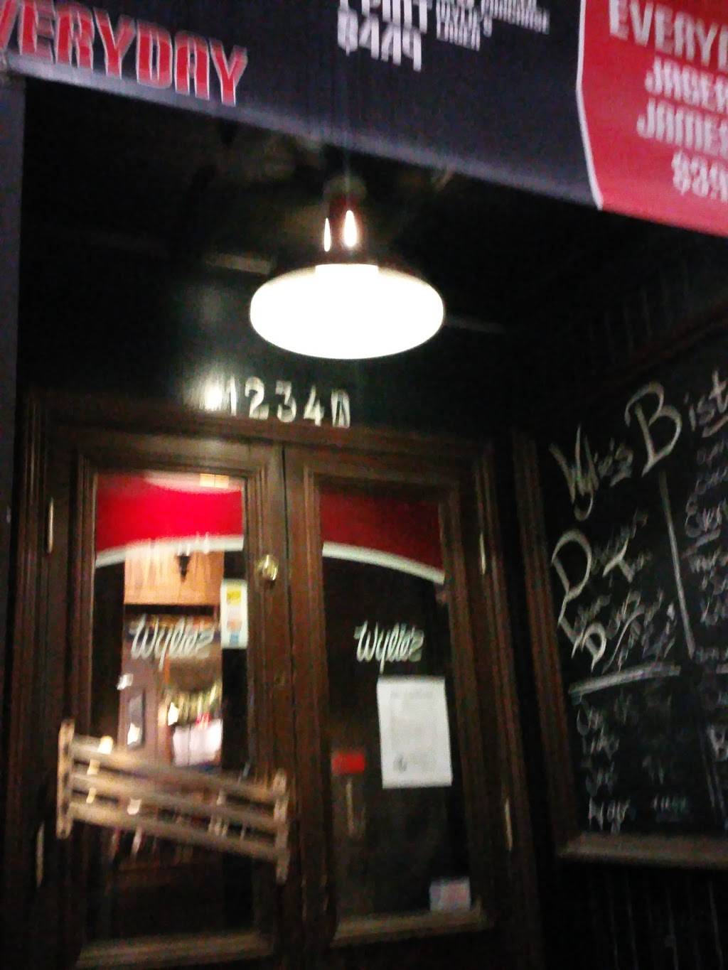 Wylies Pub | restaurant | 1234A Yonge St, Toronto, ON M4T 1W3, Canada | 4169209063 OR +1 416-920-9063