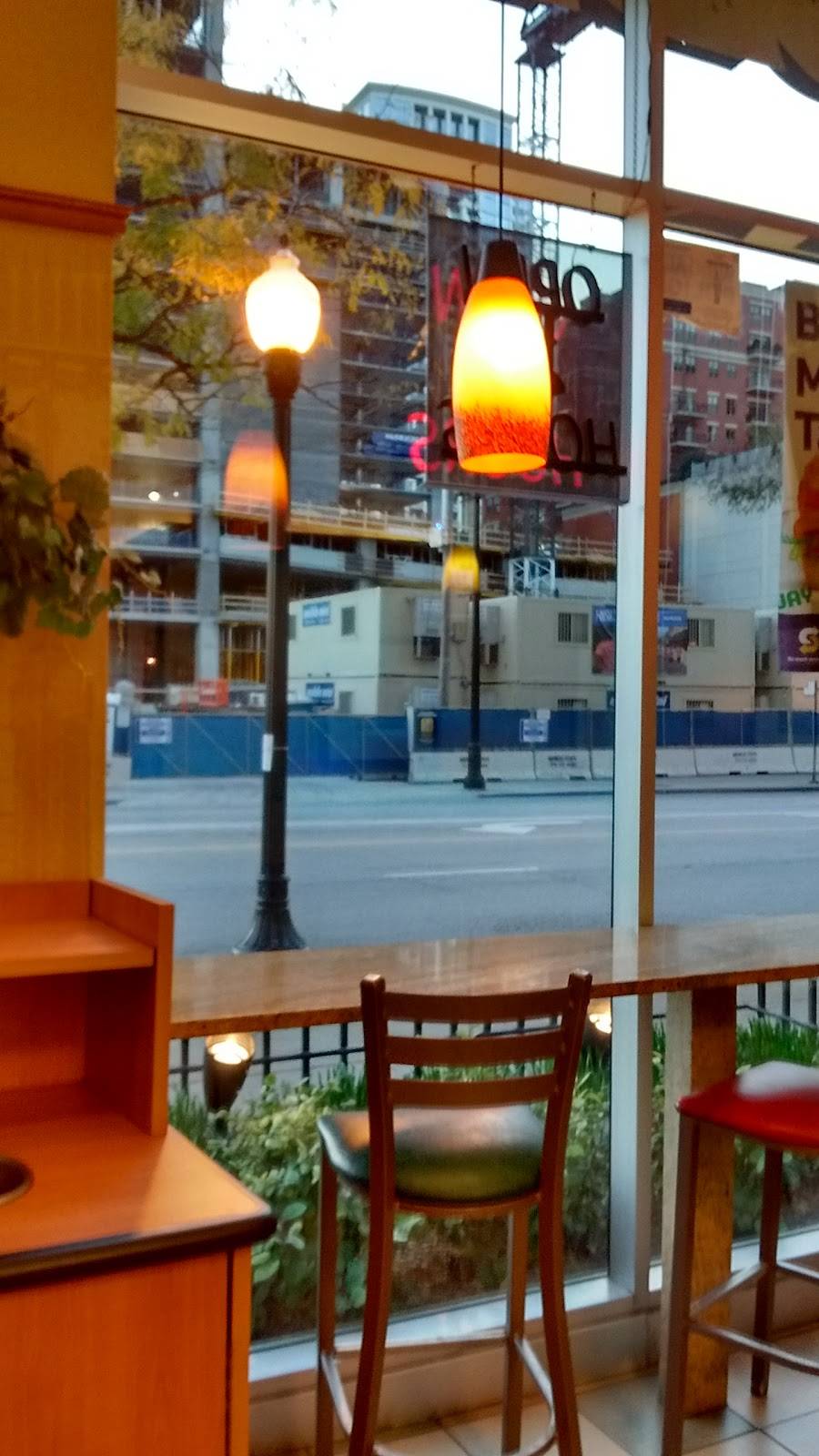 Subway | restaurant | 1212 S Michigan Ave, Chicago, IL 60605, USA | 3125881111 OR +1 312-588-1111