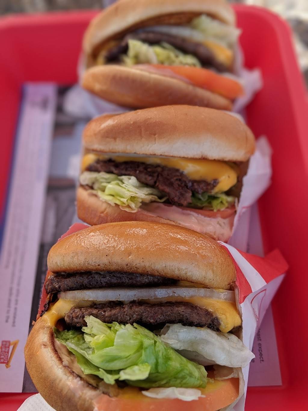 In-N-Out Burger | restaurant | 50 Ranch Dr, Milpitas, CA 95035, USA | 8007861000 OR +1 800-786-1000