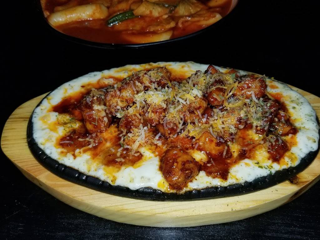 Prizon bar | restaurant | 2500 W 8th St Ste 108, Los Angeles, CA 90057, USA | 2135294134 OR +1 213-529-4134