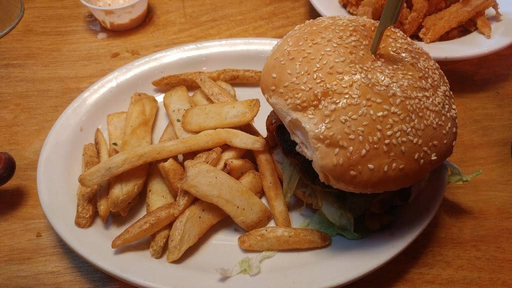 Texas Roadhouse | restaurant | 60 Drivers Mart Way, Pelham, AL 35124, USA | 2059857427 OR +1 205-985-7427