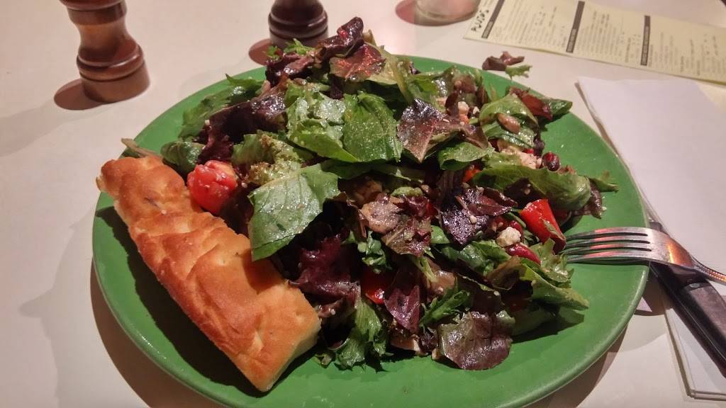 Plutos Fresh Food | restaurant | 3055 Olin Ave, San Jose, CA 95128, USA | 4082479120 OR +1 408-247-9120