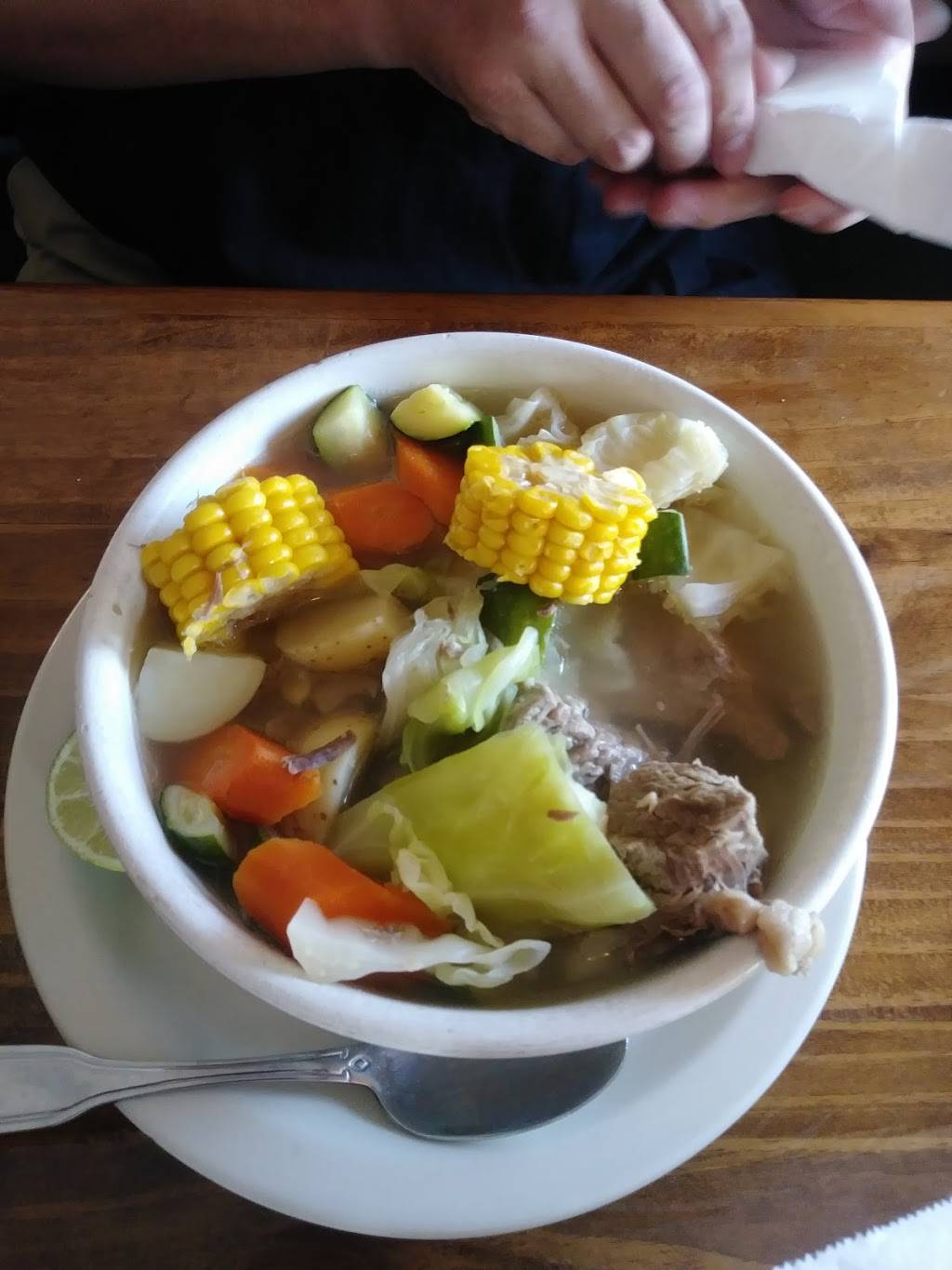 Eduardos Mexican Restaurant | restaurant | 513 W 6th St, Corona, CA 92882, USA | 9513403722 OR +1 951-340-3722