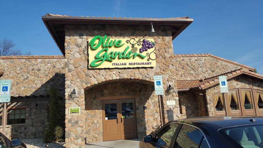 Olive Garden Italian Restaurant | meal takeaway | 6 Restaurant Park Dr N, Owings Mills, MD 21117, USA | 4105816891 OR +1 410-581-6891