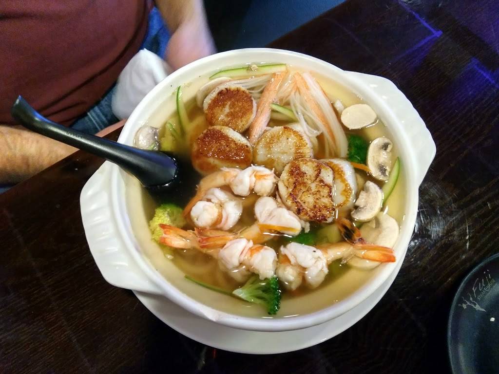 Fuji Sushi & Steakhouse | restaurant | 2576 Crossing Cir, Traverse City, MI 49684, USA | 2314866933 OR +1 231-486-6933