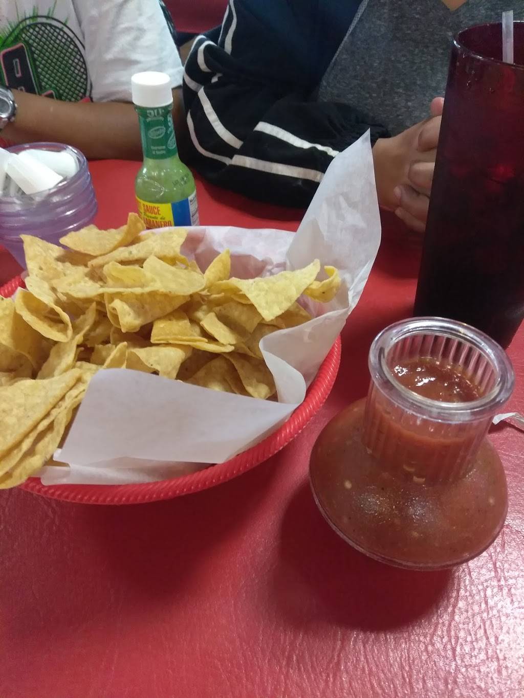 Chuys Mexican Restaurant | restaurant | 5115 NE 28th St, Haltom City, TX 76117, USA | 8172220390 OR +1 817-222-0390