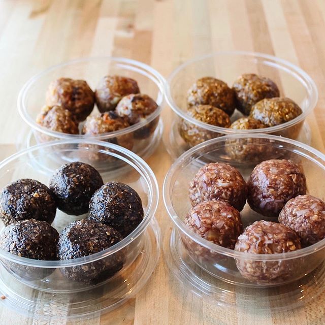 Bahia Bowls Maryville | restaurant | 429 W Broadway Ave, Maryville, TN 37801, USA | 8657242654 OR +1 865-724-2654