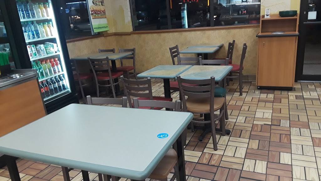 Subway | meal takeaway | 1410 N State St, Orem, UT 84057, USA | 8012291118 OR +1 801-229-1118