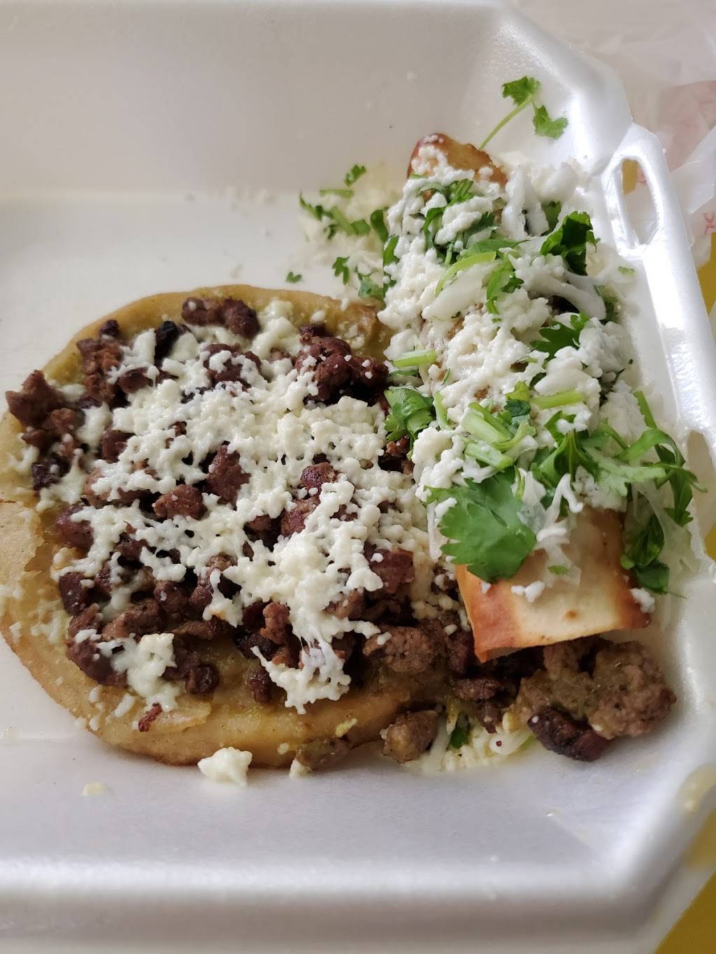 Antojitos De Mi Tierra | restaurant | 213 N Center St, Pierson, FL 32180, USA | 3866827576 OR +1 386-682-7576