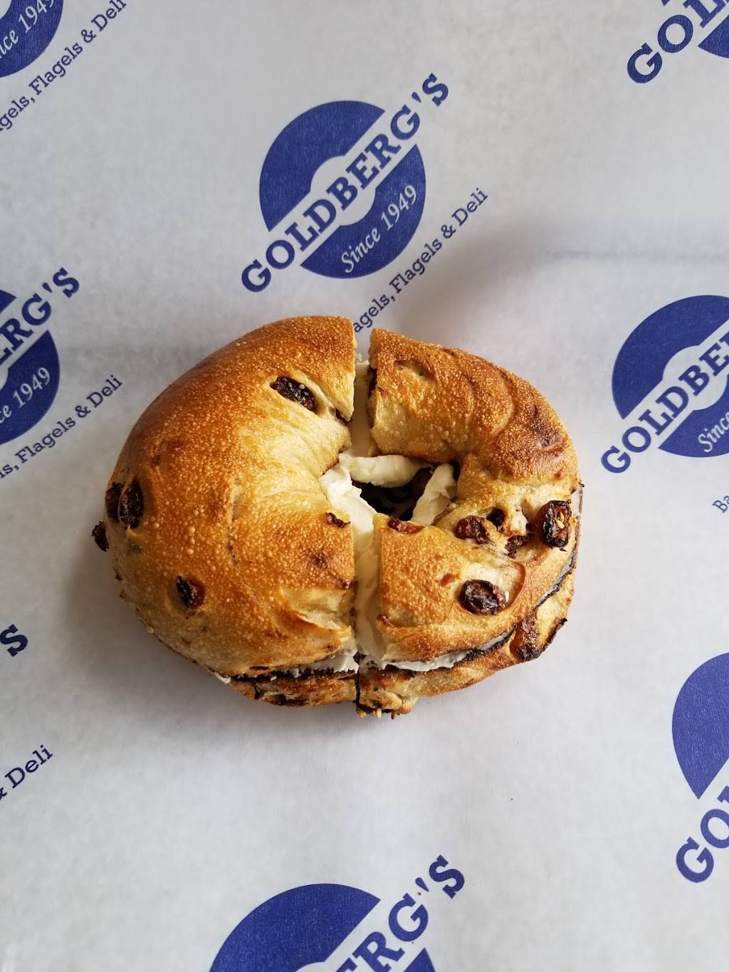 Goldbergs Famous Bagels | bakery | 2101 Montauk Hwy, Amagansett, NY 11930, USA | 6312675552 OR +1 631-267-5552