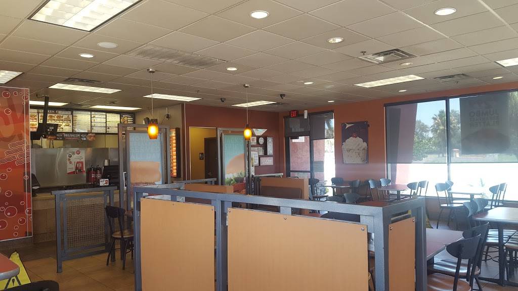 Jack in the Box | restaurant | 4860 La Sierra Ave, Riverside, CA 92505, USA | 9515096943 OR +1 951-509-6943