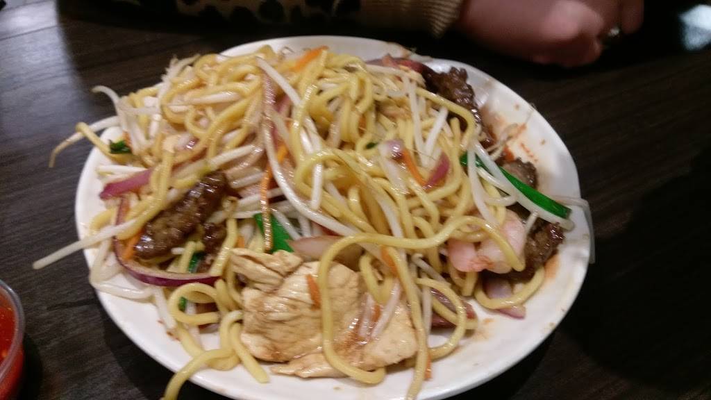 Phoenix Cafe | restaurant | 7501 Eastern Ave, Bell Gardens, CA 90201, USA | 5628064646 OR +1 562-806-4646