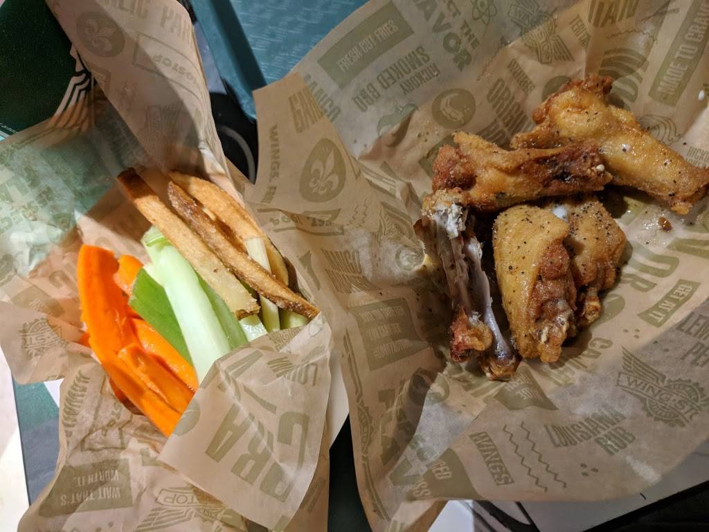 Wingstop | restaurant | 2902 Goliad Rd Ste 125, San Antonio, TX 78223, USA | 2103597700 OR +1 210-359-7700