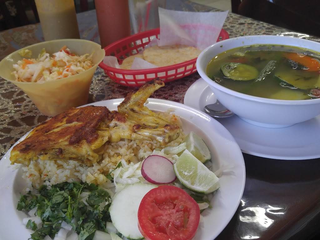 Las Guanaquitas | restaurant | 6220 S Main St, Los Angeles, CA 90003, USA | 3237534930 OR +1 323-753-4930