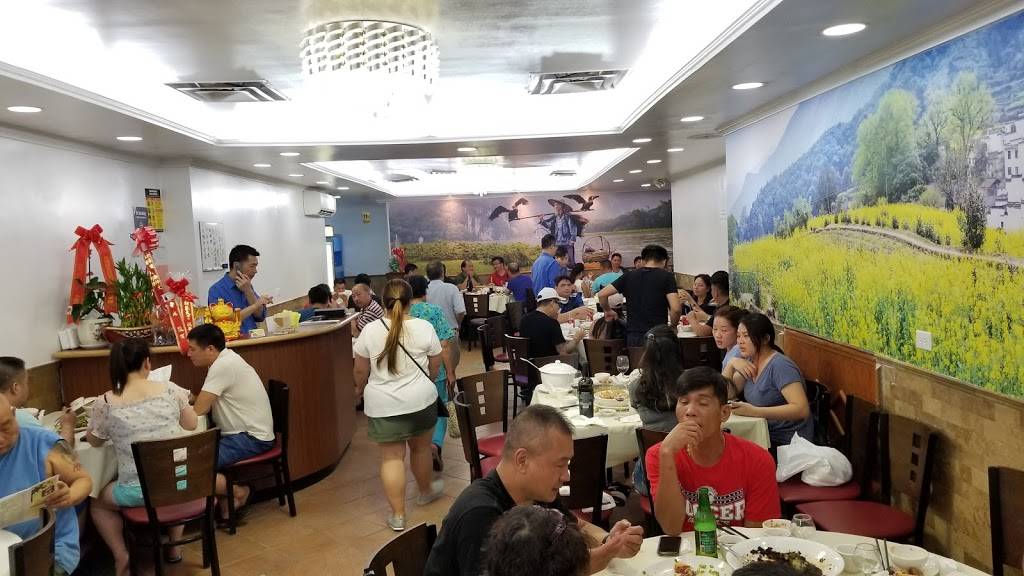 Home Town Restaurant | restaurant | 7218 18th Ave, Brooklyn, NY 11204, USA | 7188378818 OR +1 718-837-8818