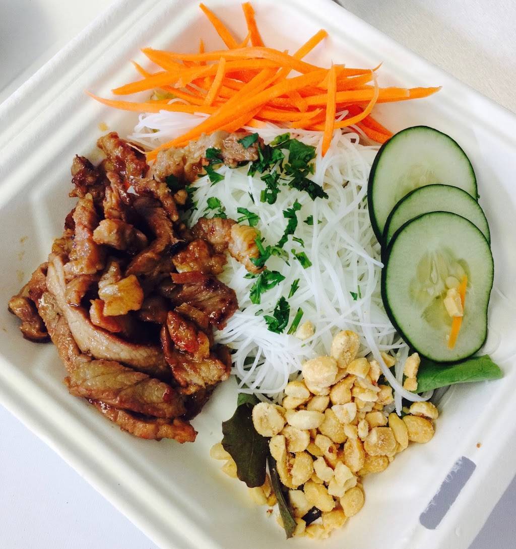 Moon Rabbit | restaurant | 510 E Main St, Watertown, WI 53094, USA | 9202451603 OR +1 920-245-1603