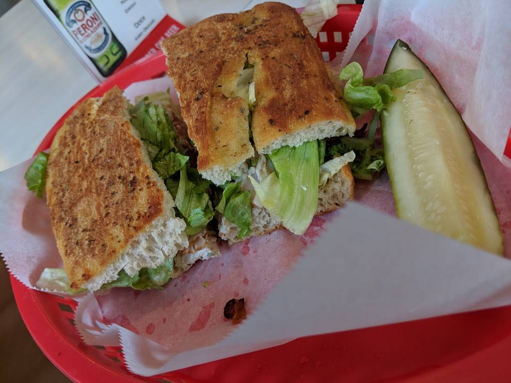 Vesuvius Salem | restaurant | 2 Paradise Rd, Salem, MA 01970, USA | 9785948886 OR +1 978-594-8886