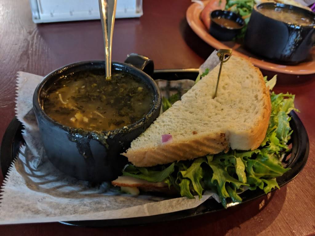 Castle Café | cafe | Whiteface Memorial Hwy, Wilmington, NY 12997, USA | 5189462223 OR +1 518-946-2223