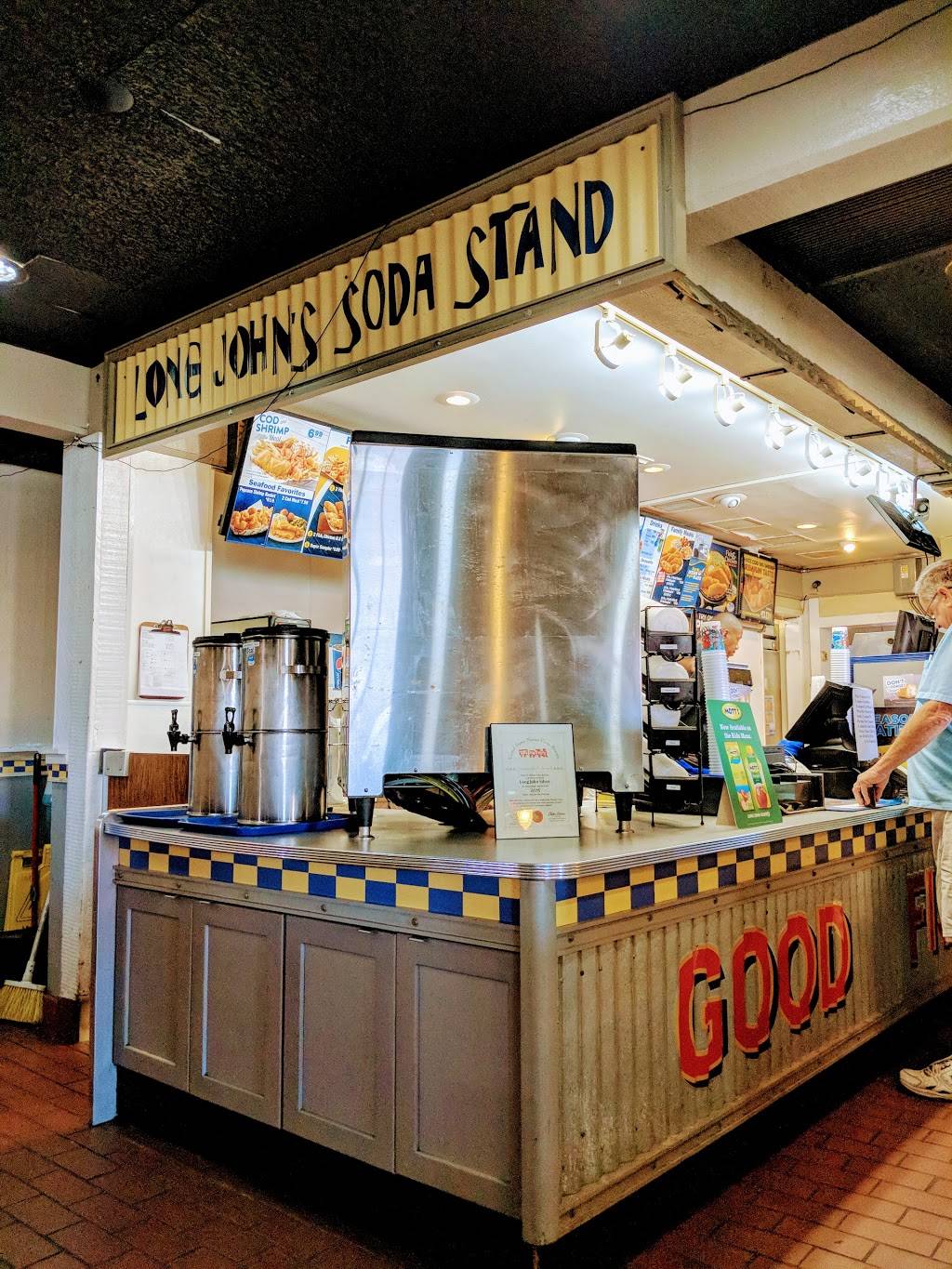 Long John Silvers | restaurant | 1828 E Silver Springs Blvd, Ocala, FL 34470, USA | 3526292339 OR +1 352-629-2339