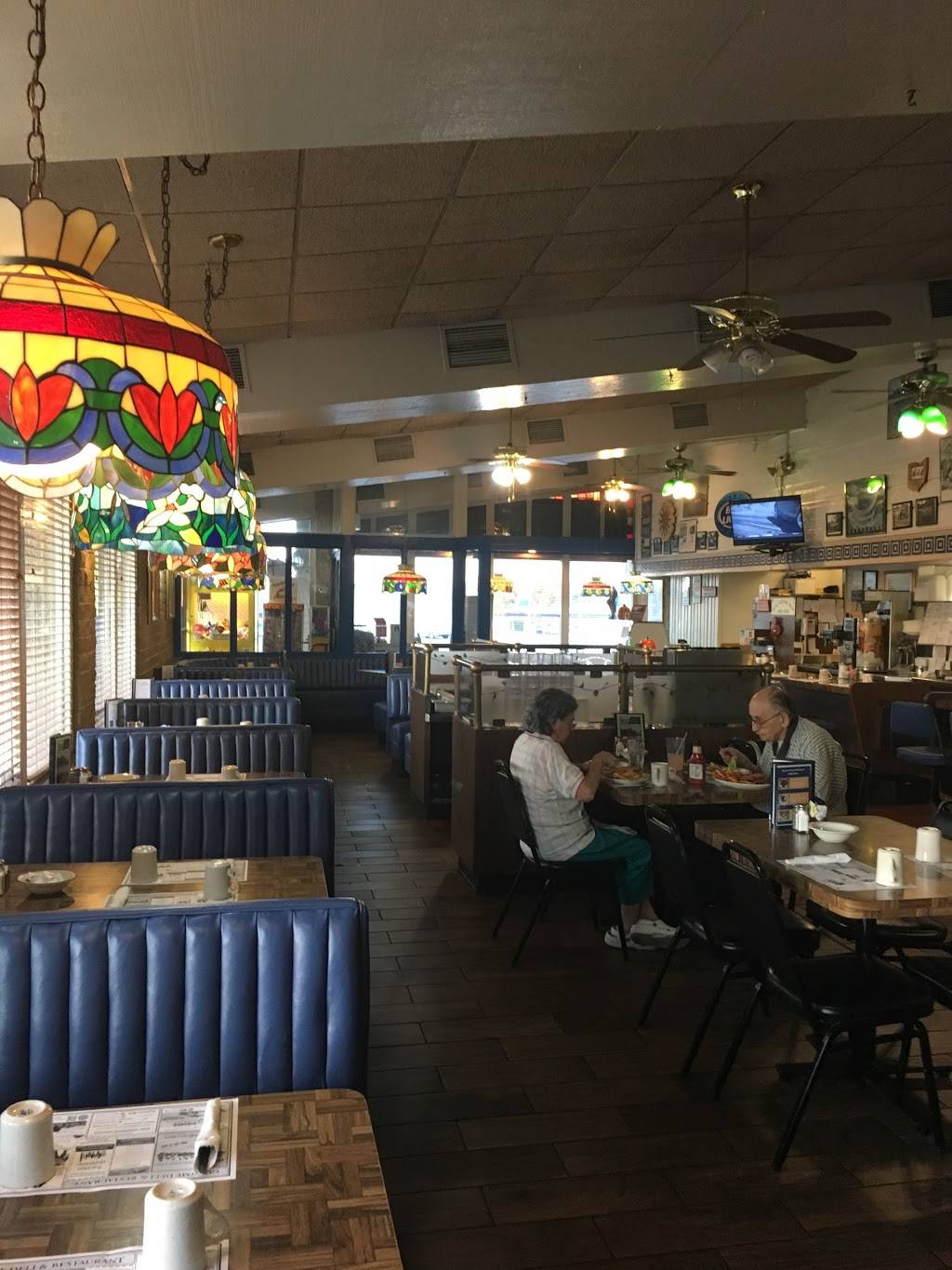 Gourmé Deli & Restaurant | restaurant | 15315 Pearl Rd, Strongsville, OH 44136, USA | 4405723111 OR +1 440-572-3111