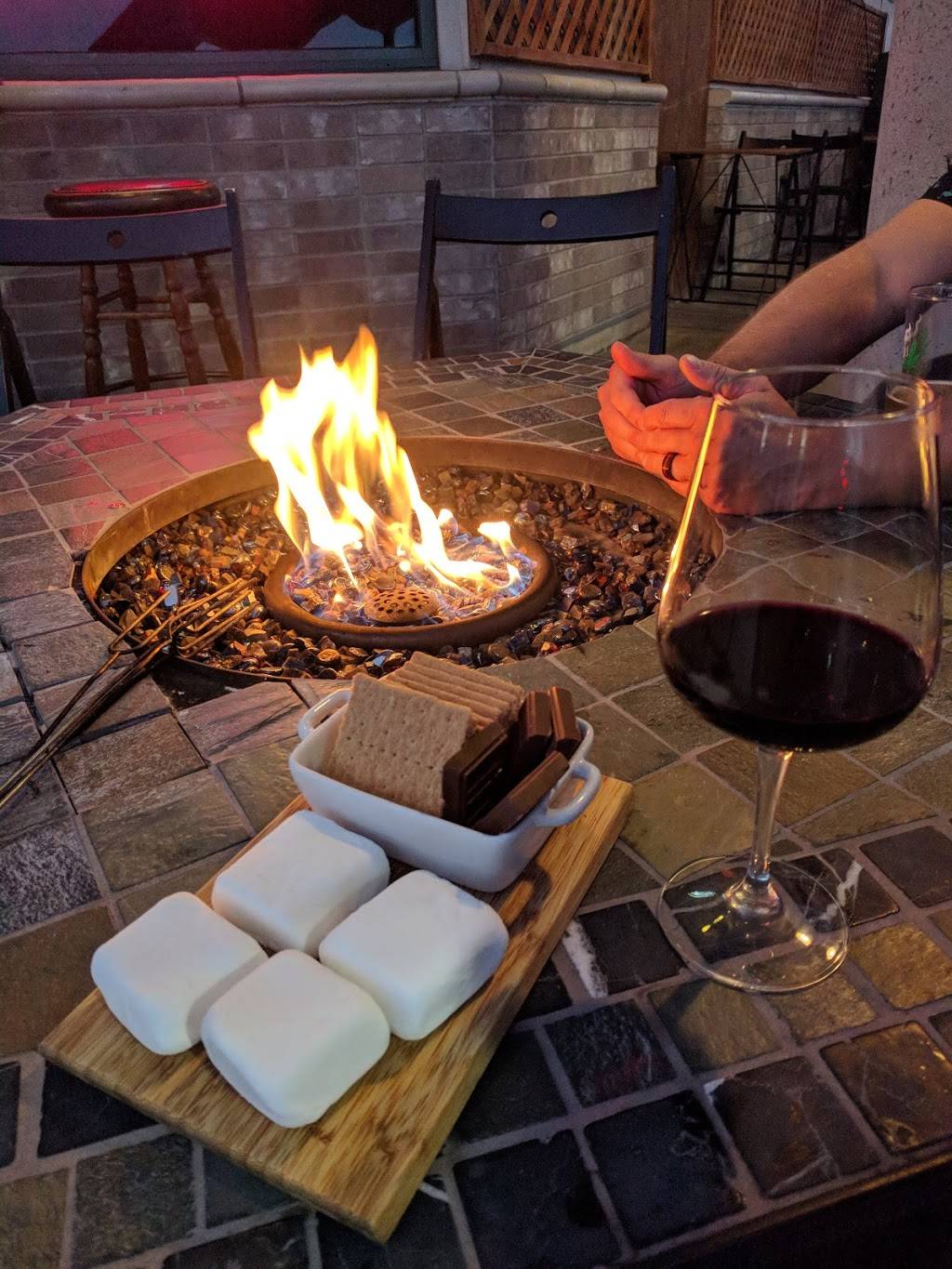 Marina Wine Bar | restaurant | 194 N Marina Dr #101, Long Beach, CA 90803, USA | 5623352301 OR +1 562-335-2301