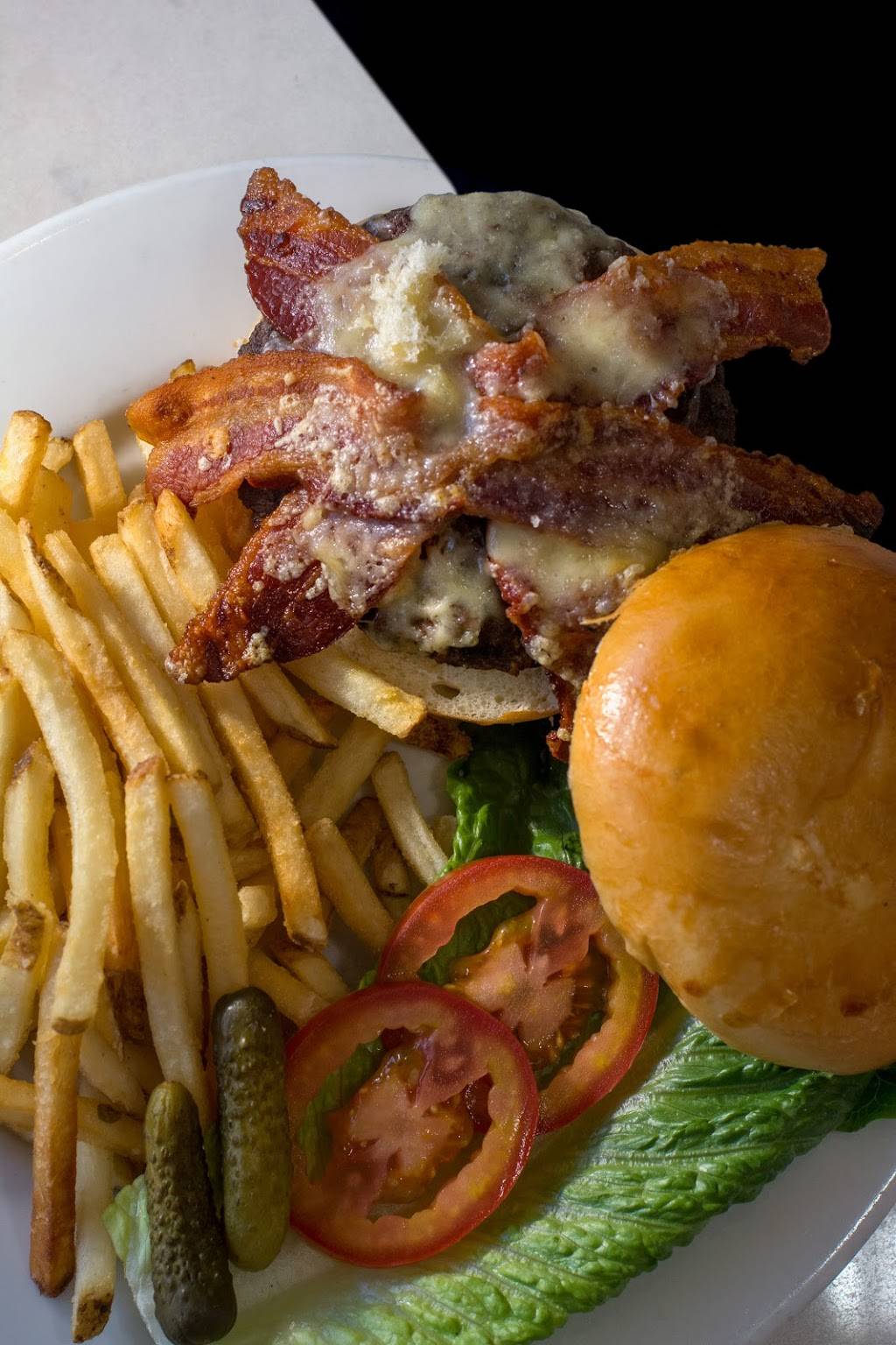 Rigolo Café | cafe | 3465 California St, San Francisco, CA 94118, USA | 4158767777 OR +1 415-876-7777