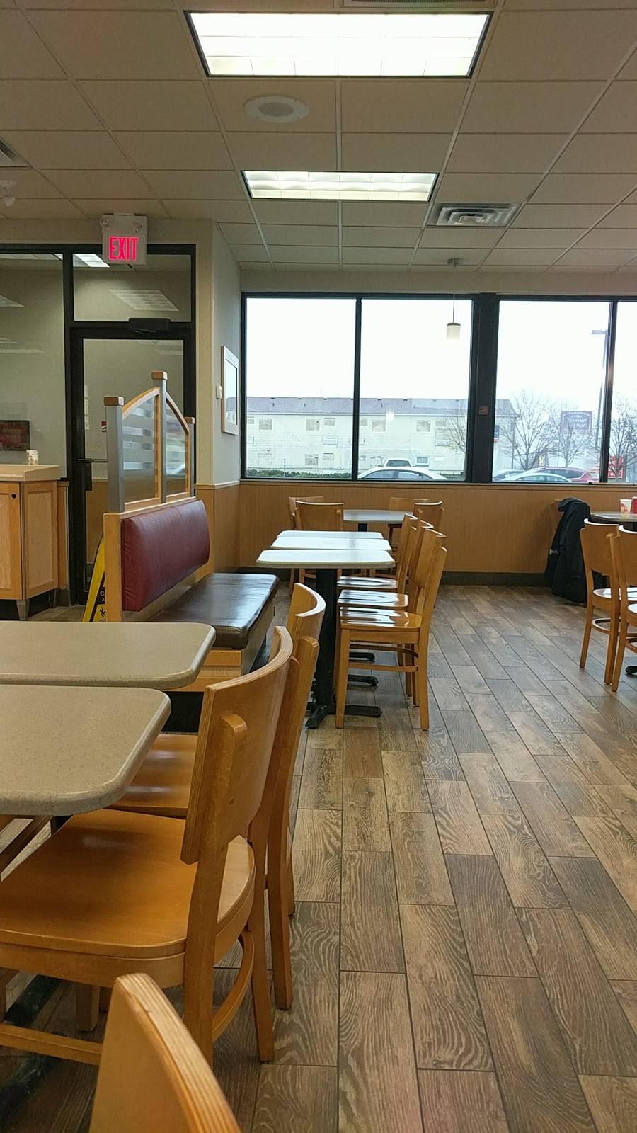 Wendys | restaurant | 165 Garrison Rd, Fort Erie, ON L2A 1M6, Canada | 9058715621 OR +1 905-871-5621