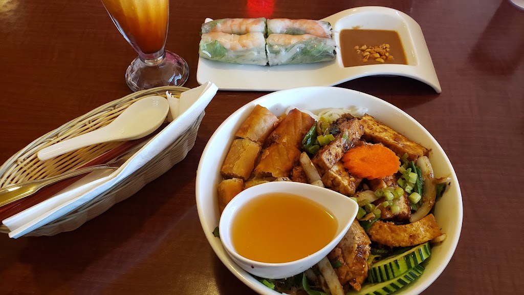 Dangs | Vietnamese Restaurant | restaurant | 1180 SE 3rd St, Bend, OR 97702, USA | 5413858888 OR +1 541-385-8888