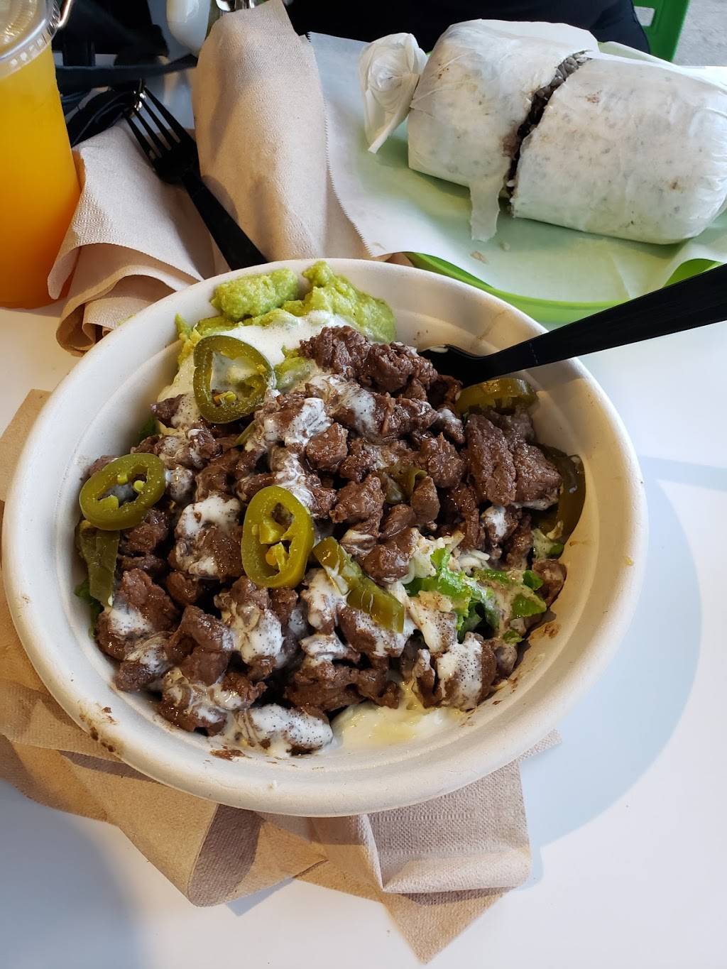 Shoppes at Lago Mar | shopping mall | 15700 SW 72nd St, Miami, FL 33193, USA | 3059471664 OR +1 305-947-1664