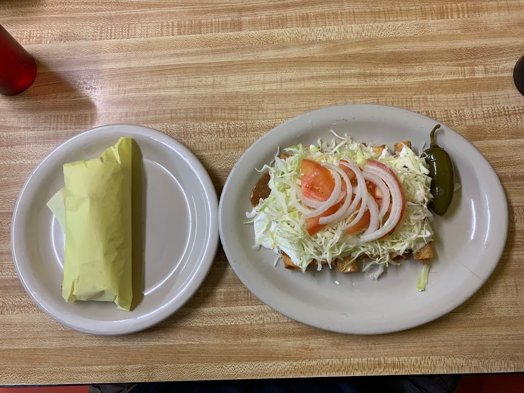 La Familia Restaurant | restaurant | 882 Grape St, Abilene, TX 79601, USA | 3256759919 OR +1 325-675-9919