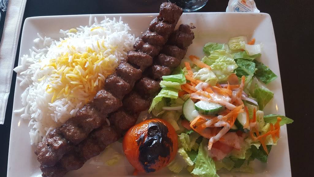 Persis grill | restaurant | 2288 Tenth Line Rd, Ottawa, ON K4A 0X4, Canada | 6138249978 OR +1 613-824-9978