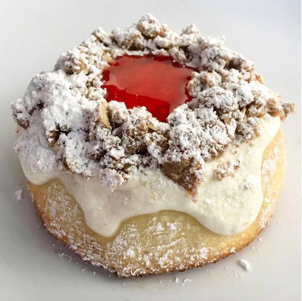 Cinnaholic | bakery | 1573 Manheim Pike, Lancaster, PA 17601, USA | 7175177714 OR +1 717-517-7714