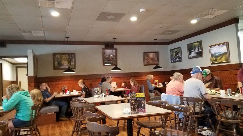 Smoky Mountain Pancake House | restaurant | 4050 Parkway, Pigeon Forge, TN 37863, USA | 8654536746 OR +1 865-453-6746