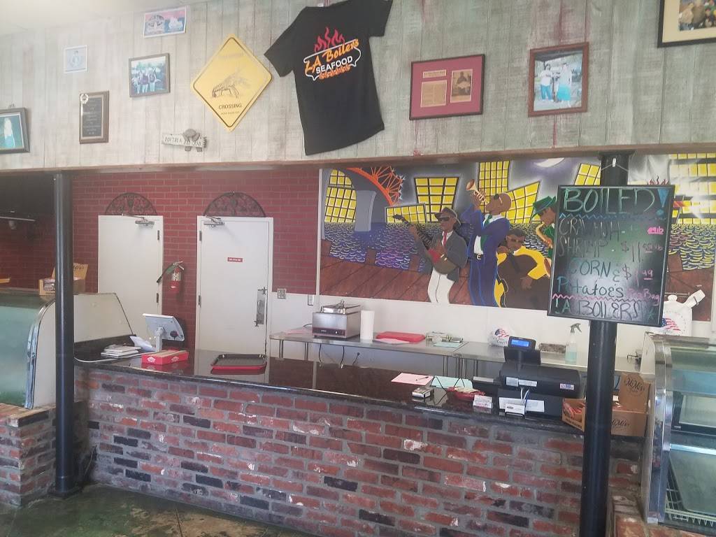 La Boilers | restaurant | 2741 ONeal Ln, Baton Rouge, LA 70816, USA | 2257520211 OR +1 225-752-0211