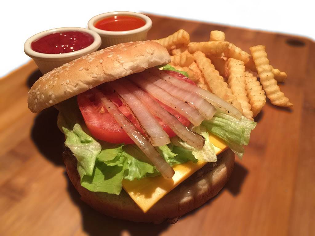 Mama’s Grill | restaurant | 7518 Foothill Blvd, Tujunga, CA 91042, USA | 8183526677 OR +1 818-352-6677