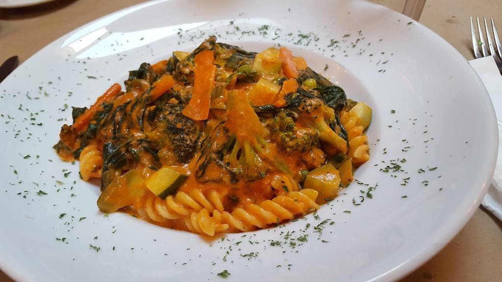 Mamas | restaurant | 1352 Montauk Hwy, Oakdale, NY 11769, USA | 6315670909 OR +1 631-567-0909