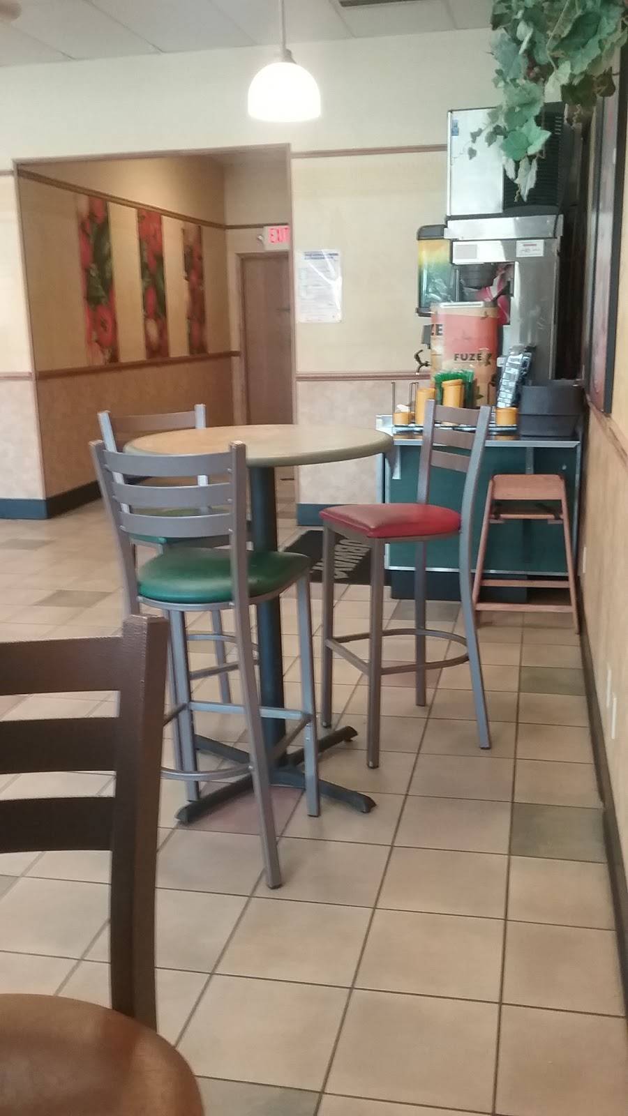 Subway | restaurant | 845 S Perryville Rd, East Bridge Center Suite #111, Rockford, IL 61108, USA | 8157088821 OR +1 815-708-8821