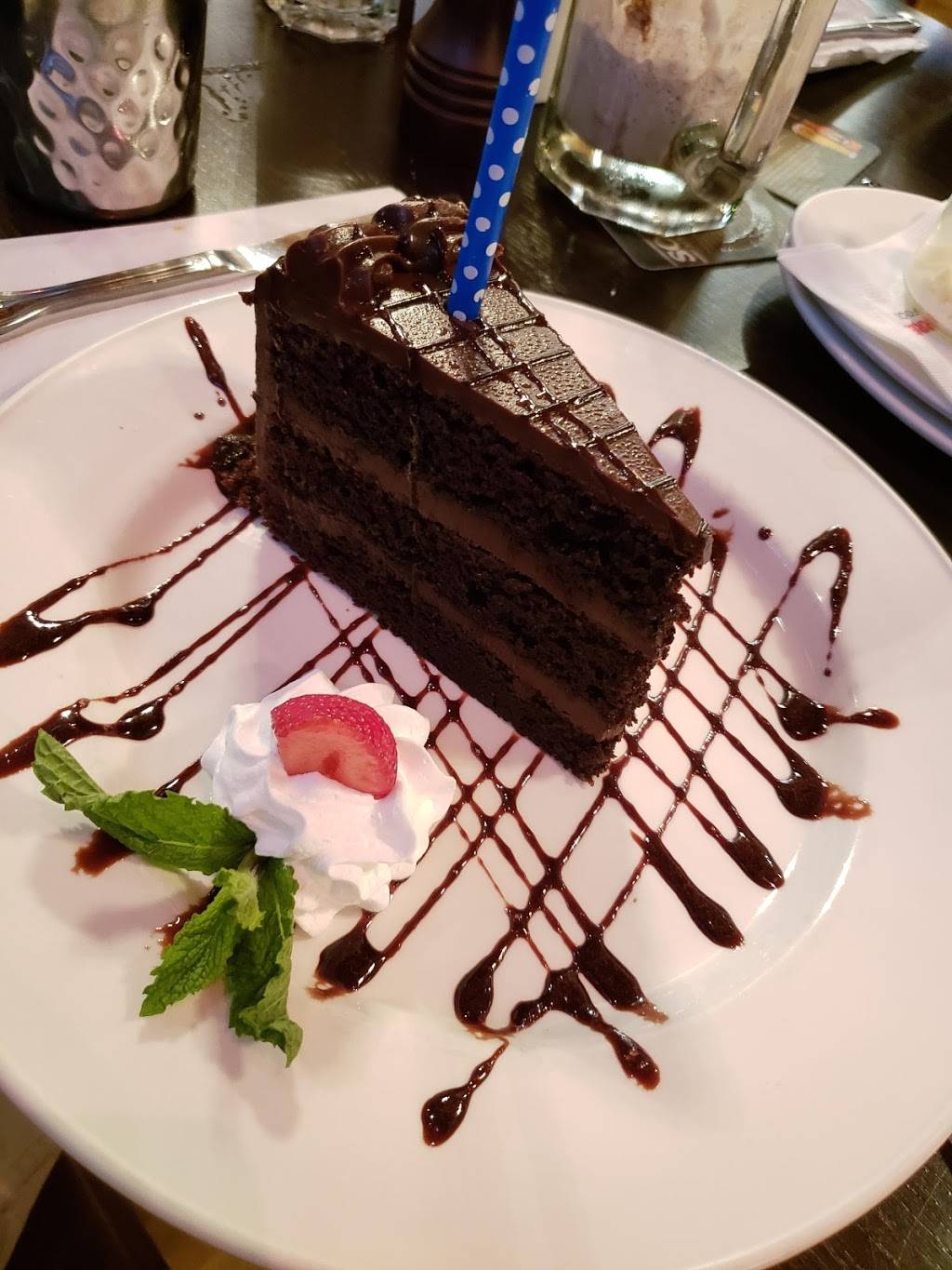 The Pickle Barrel | restaurant | 5941 Leslie St, North York, ON M2H 1J8, Canada | 4164934444 OR +1 416-493-4444