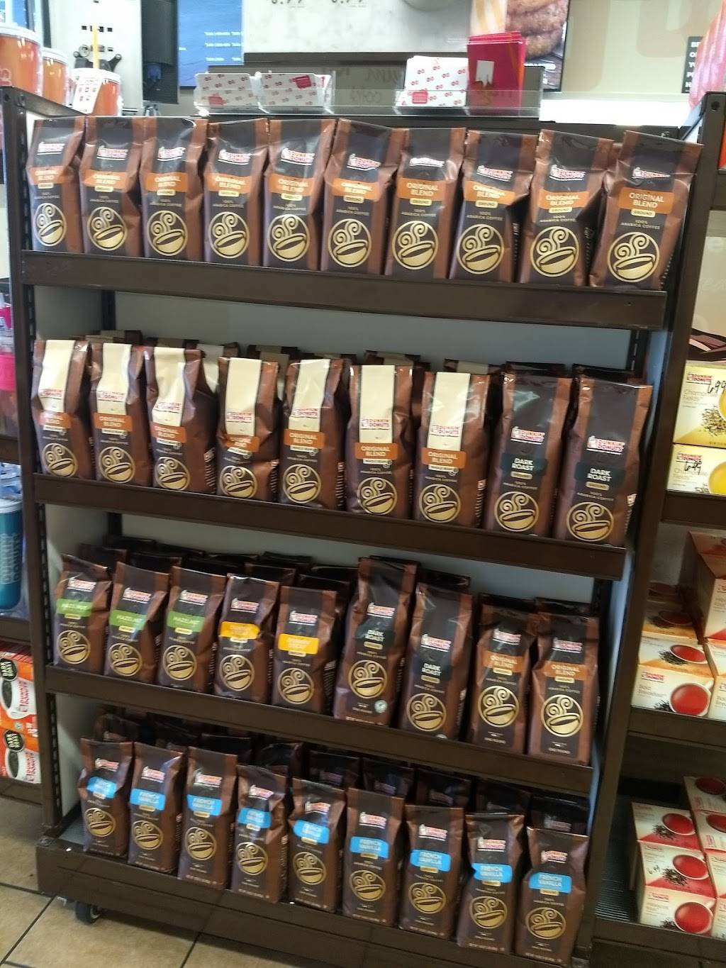 Dunkin | bakery | 223 Pocomoke Marketplace, Pocomoke City, MD 21851, USA | 4433451435 OR +1 443-345-1435