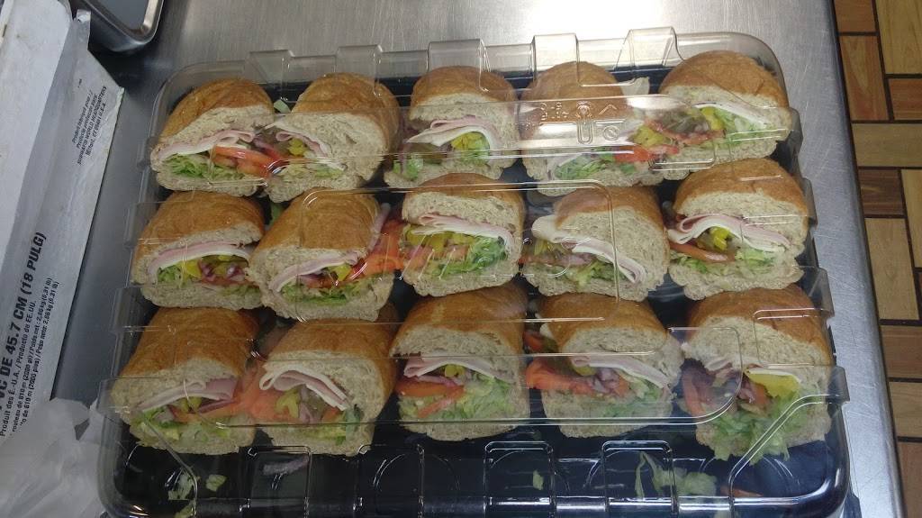 Subway | restaurant | 614 Bypass 25 NE, Greenwood, SC 29646, USA | 8642233433 OR +1 864-223-3433
