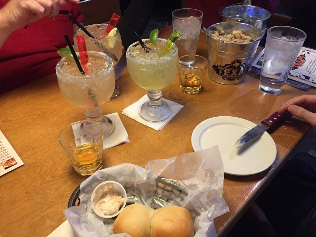 Texas Roadhouse | restaurant | 1200 W Church St, Newark, OH 43055, USA | 7403441885 OR +1 740-344-1885