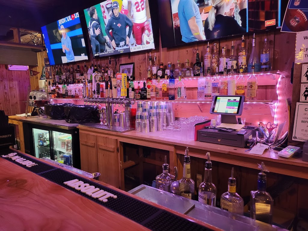 Brunos Cavern | restaurant | 126 Redwood Hwy, Cave Junction, OR 97523, USA | 5412294753 OR +1 541-229-4753