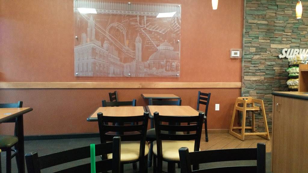 Subway | restaurant | 1009 Casitas Pass Rd, Carpinteria, CA 93013, USA | 8055660373 OR +1 805-566-0373
