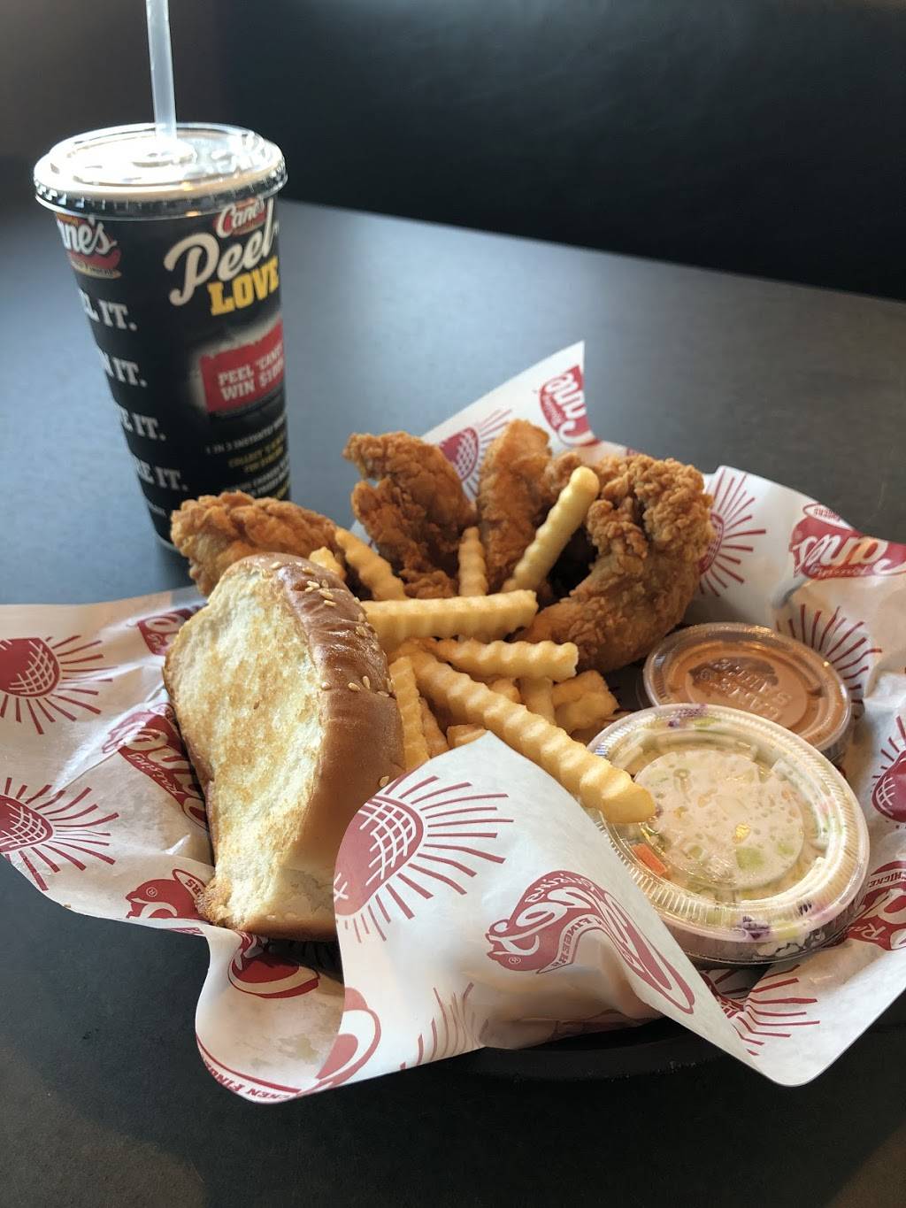 Raising Canes Chicken Fingers | meal takeaway | 2015 Shepherd Dr, Houston, TX 77007, USA | 7138616403 OR +1 713-861-6403
