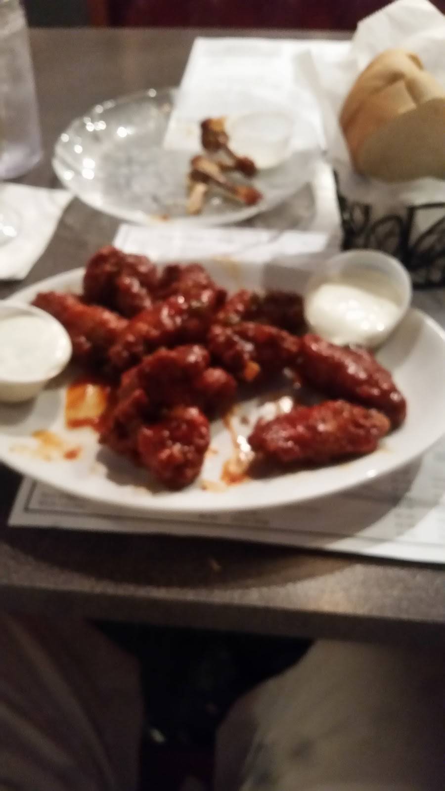 Abbeys Restaurant & Lounge | night club | 145 Zane St, Wheeling, WV 26003, USA | 3042330729 OR +1 304-233-0729