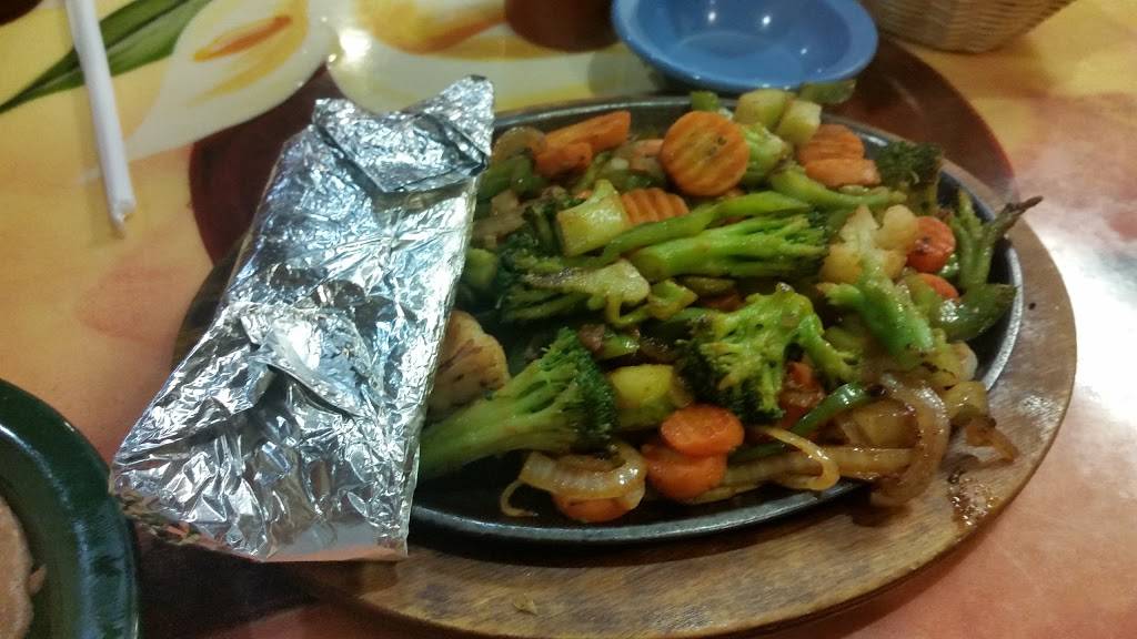 Las Brisas Mexican Restaurant | restaurant | 3702 E Main St, Blytheville, AR 72315, USA | 8707761717 OR +1 870-776-1717