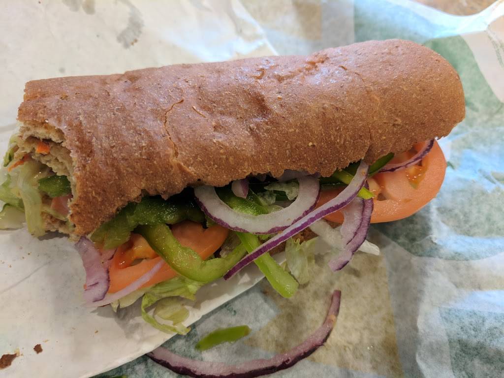 Subway Restaurants | restaurant | 5055 Business Center Dr #104, Fairfield, CA 94534, USA | 7078630515 OR +1 707-863-0515